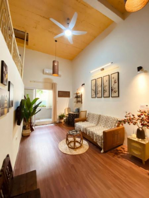 Duplex house, 50m to Hoan Kiem Lake, Peaceful, Balcony